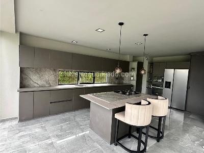 Casa de 4 alcobas en venta en Via Aeropuerto El Eden, Armenia, 750 m² · foto 6 de 20