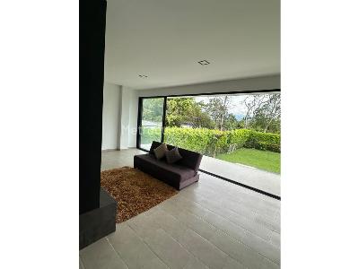 Casa de 4 alcobas en venta en Via Aeropuerto El Eden, Armenia, 750 m² · foto 8 de 20