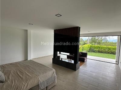 Casa de 4 alcobas en venta en Via Aeropuerto El Eden, Armenia, 750 m² · foto 18 de 20