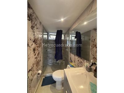 Apartamento de 3 alcobas en venta en Calasanz, Medellín, 93 m² · foto 11 de 18