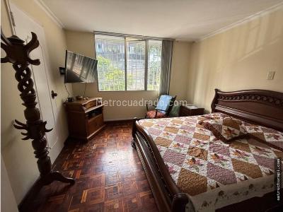 Casa de 5 alcobas en venta en La Florida, Medellín, 240 m² · foto 4 de 14