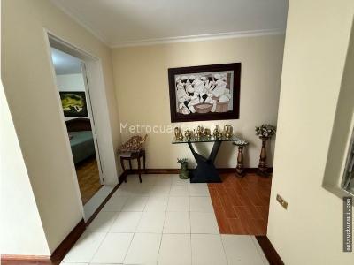 Casa de 5 alcobas en venta en La Florida, Medellín, 240 m² · foto 7 de 14