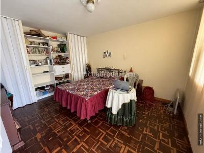 Casa de 5 alcobas en venta en La Florida, Medellín, 240 m² · foto 13 de 14