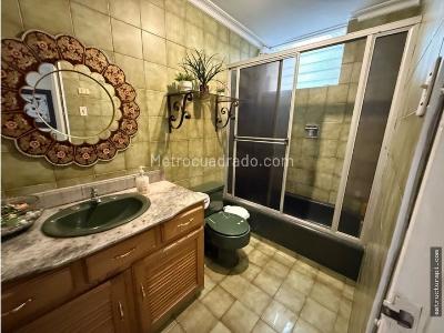 Casa de 5 alcobas en venta en La Florida, Medellín, 240 m² · foto 14 de 14