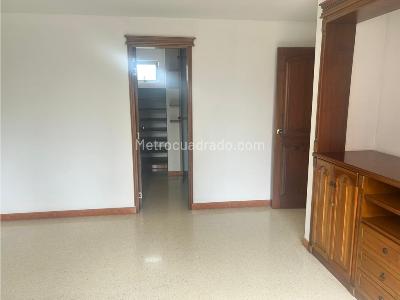 Apartamento en venta en Laureles, Medellín · foto 6 de 20