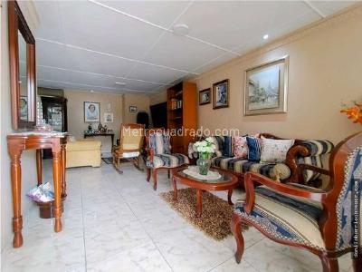 Casa de 5 alcobas en venta en Mercedes Norte, Barranquilla, 245 m² · foto 7 de 20