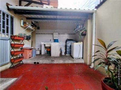 Casa de 5 alcobas en venta en Mercedes Norte, Barranquilla, 245 m² · foto 18 de 20