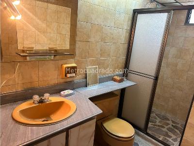 Apartamento de 4 alcobas en venta en Laureles, Medellín, 144 m² · foto 16 de 20