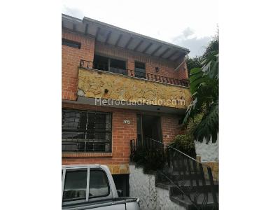 Casa de 3 alcobas en venta en Cataluña, Sabaneta, 217 m² · foto 4 de 20