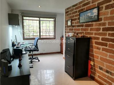 Casa de 3 alcobas en venta en Cataluña, Sabaneta, 217 m² · foto 7 de 20