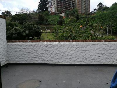 Casa de 3 alcobas en venta en Cataluña, Sabaneta, 217 m² · foto 17 de 20