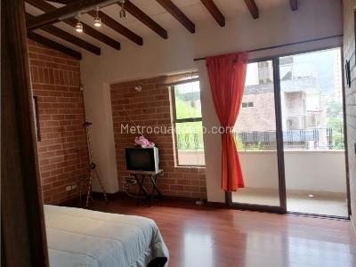 Casa de 3 alcobas en venta en Cataluña, Sabaneta, 217 m² · foto 19 de 20