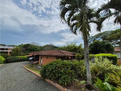 Casa de 4 alcobas en venta en El Tigre, Pereira, 380 m² · foto 2 de 20