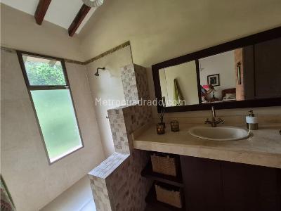 Casa de 4 alcobas en venta en El Tigre, Pereira, 380 m² · foto 10 de 20