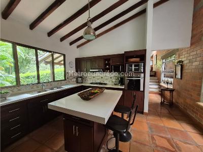 Casa de 4 alcobas en venta en El Tigre, Pereira, 380 m² · foto 19 de 20