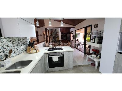 Casa de 4 alcobas en venta en Variante Condina, Pereira, 284 m² · foto 18 de 20