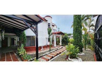 Casa en venta en Pueblito Cafetero, Pereira · foto 2 de 20