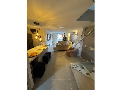 Apartamento de 4 alcobas en venta en Cabañas, Bello, 220 m² · foto 2 de 14