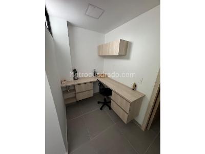 Apartamento de 4 alcobas en venta en Cabañas, Bello, 220 m² · foto 6 de 14