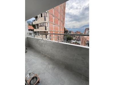 Apartamento de 4 alcobas en venta en Cabañas, Bello, 220 m² · foto 13 de 14