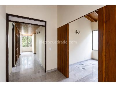 Apartamento de 4 alcobas en venta en El Poblado, Medellín, 147 m² · foto 4 de 20