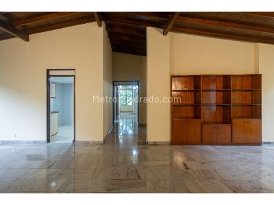 Apartamento de 4 alcobas en venta en El Poblado, Medellín, 147 m² · foto 7 de 20
