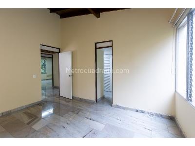 Apartamento de 4 alcobas en venta en El Poblado, Medellín, 147 m² · foto 17 de 20