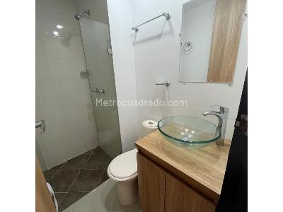 Apartamento de 3 alcobas en venta en Loma Del Indio, Medellín, 74 m² · foto 7 de 20