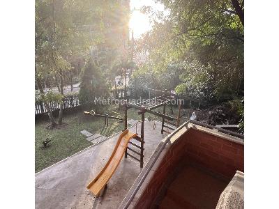 Apartamento de 3 alcobas en venta en Loma Del Indio, Medellín, 74 m² · foto 19 de 20