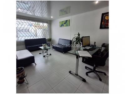 Casa de 5 alcobas en venta en Los Andes, Bogotá, 270 m² · foto 2 de 12