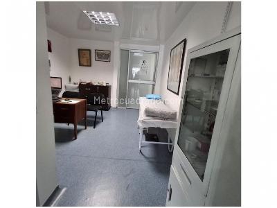 Casa de 5 alcobas en venta en Los Andes, Bogotá, 270 m² · foto 5 de 12