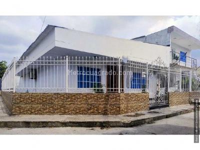 Casa de 3 alcobas en venta en Tayrona, Barranquilla, 189 m² · foto 2 de 18