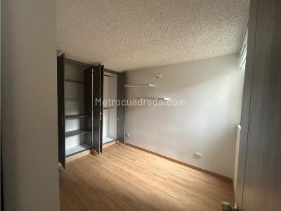 Apartamento de 2 alcobas en venta en Trigales, Tunja, 45 m² · foto 4 de 13