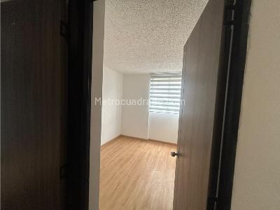 Apartamento de 2 alcobas en venta en Trigales, Tunja, 45 m² · foto 6 de 13