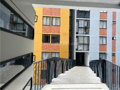 Apartamento de 2 alcobas en venta en Trigales, Tunja, 45 m² · foto 9 de 13