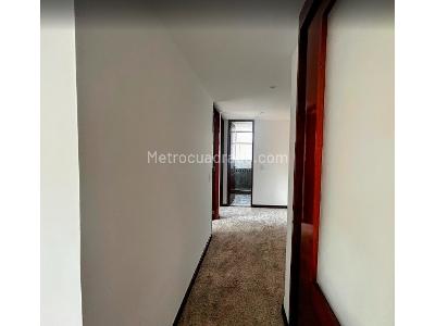 Apartamento en venta en Santa Barbara, Bogotá · foto 4 de 20