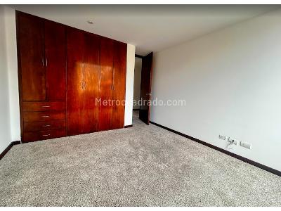Apartamento en venta en Santa Barbara, Bogotá · foto 8 de 20