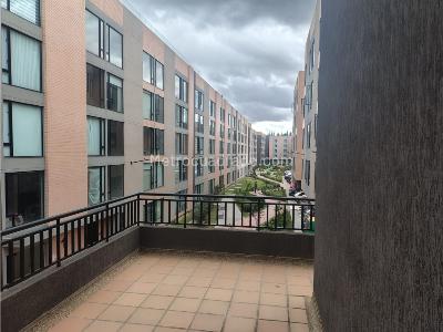 Apartaestudio en venta en Los Monjes, Bogotá, 27 m² · foto 3 de 20