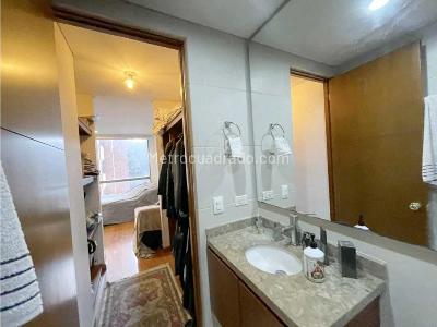 Apartamento de 1 alcoba en venta en Chapinero Alto, Bogotá, 46 m² · foto 11 de 20