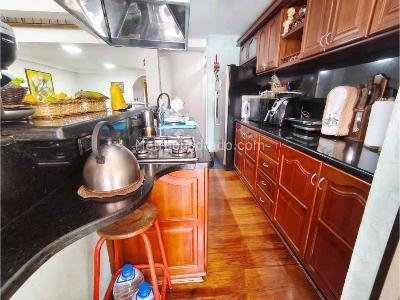 Casa de 5 alcobas en venta en Nicolas De Federman, Bogotá, 218 m² · foto 10 de 20