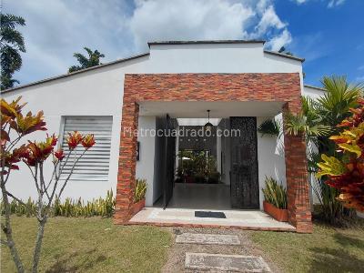Casa de 3 alcobas en venta en Cerritos, Pereira, 410 m² · foto 2 de 20