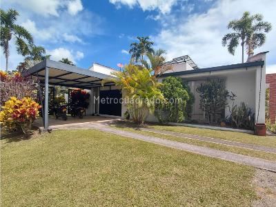 Casa de 3 alcobas en venta en Cerritos, Pereira, 410 m² · foto 5 de 20