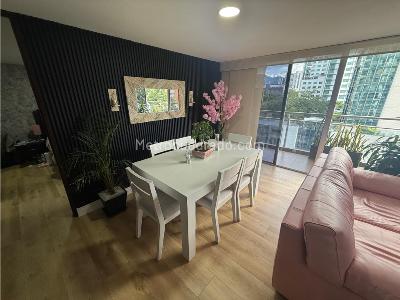 Apartamento de 2 alcobas en venta en El Poblado, Medellín, 112 m² · foto 3 de 17