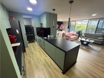 Apartamento de 2 alcobas en venta en El Poblado, Medellín, 112 m² · foto 5 de 17