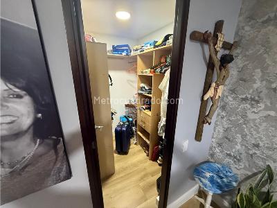 Apartamento de 2 alcobas en venta en El Poblado, Medellín, 112 m² · foto 8 de 17
