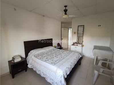 Casa en venta en Los Laureles, Montería · foto 14 de 14