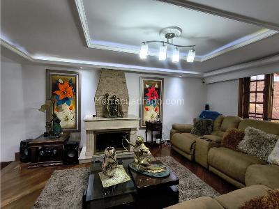 Casa de 4 alcobas en venta en Modelia, Bogotá, 210 m² · foto 9 de 20