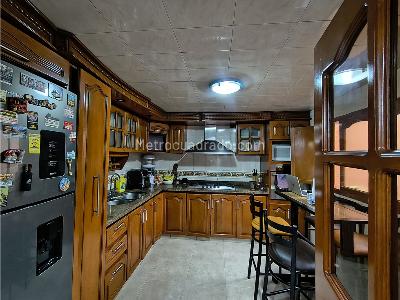 Casa de 4 alcobas en venta en Modelia, Bogotá, 210 m² · foto 13 de 20
