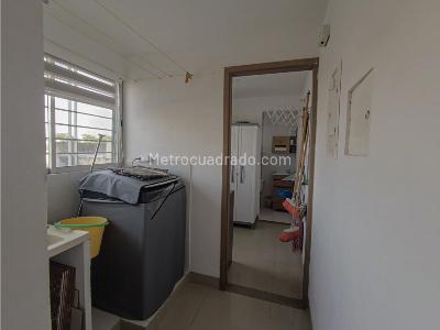 Apartamento en venta en Centro, Montería · foto 5 de 11