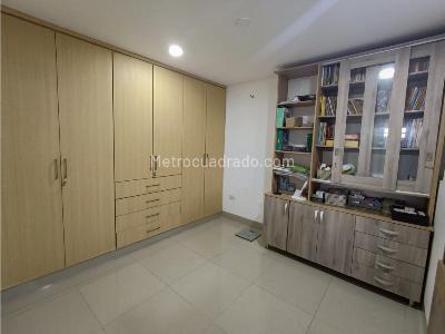 Apartamento en venta en Centro, Montería · foto 9 de 11